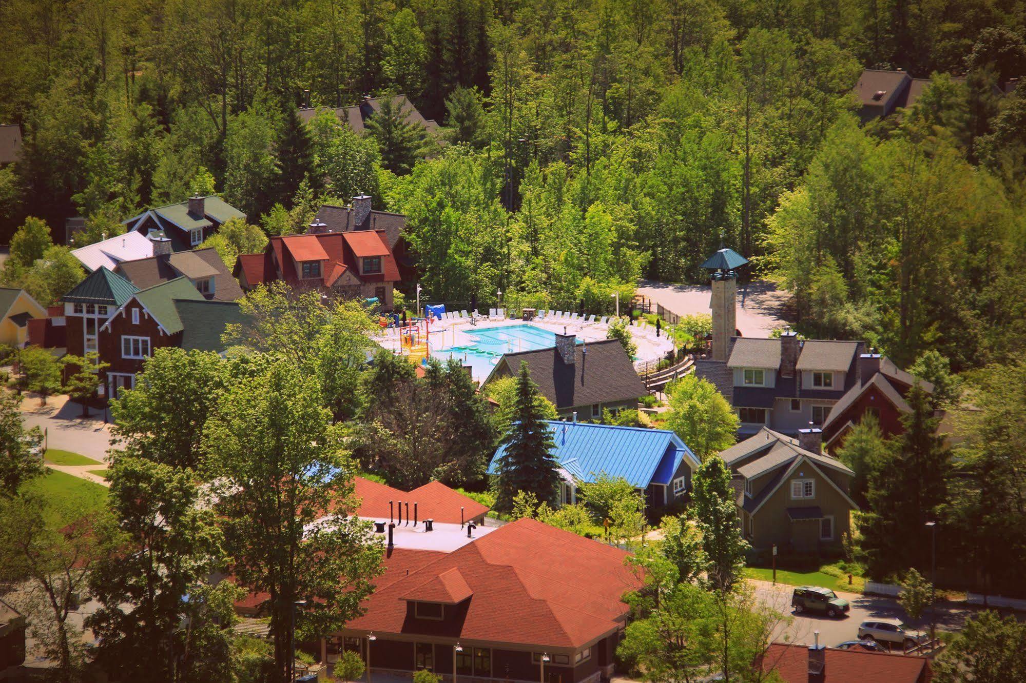 Crystal Mountain Hotel Thompsonville Exterior photo
